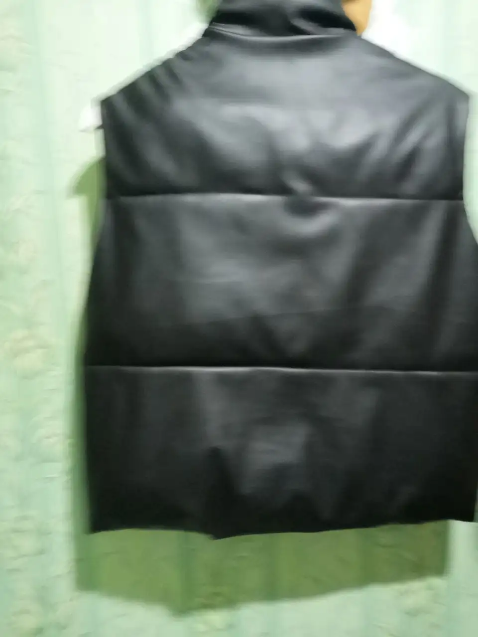 Жилетка женская размер м новая - Одежда в Орск