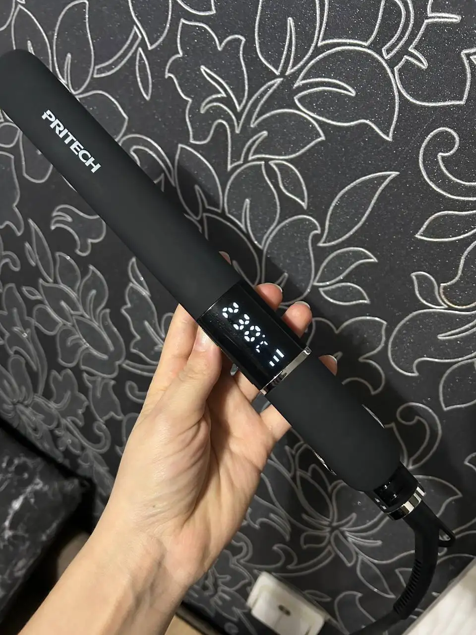 Профессиональный утюжок с LED дисплеем и титановыми пластинами - Техника для красоты (Барахолка) в Орск