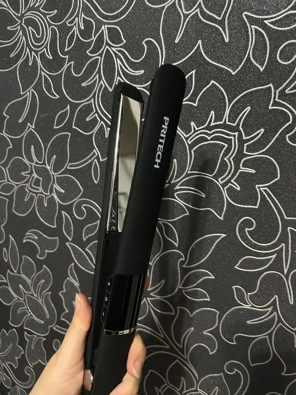 Профессиональный утюжок с LED дисплеем и титановыми пластинами - Техника для красоты (Барахолка) в Орск