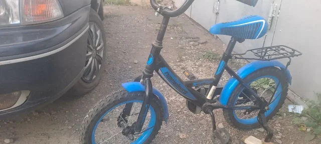 Продам детский велосипед в отличном состоянии - Корм для животных в Орск