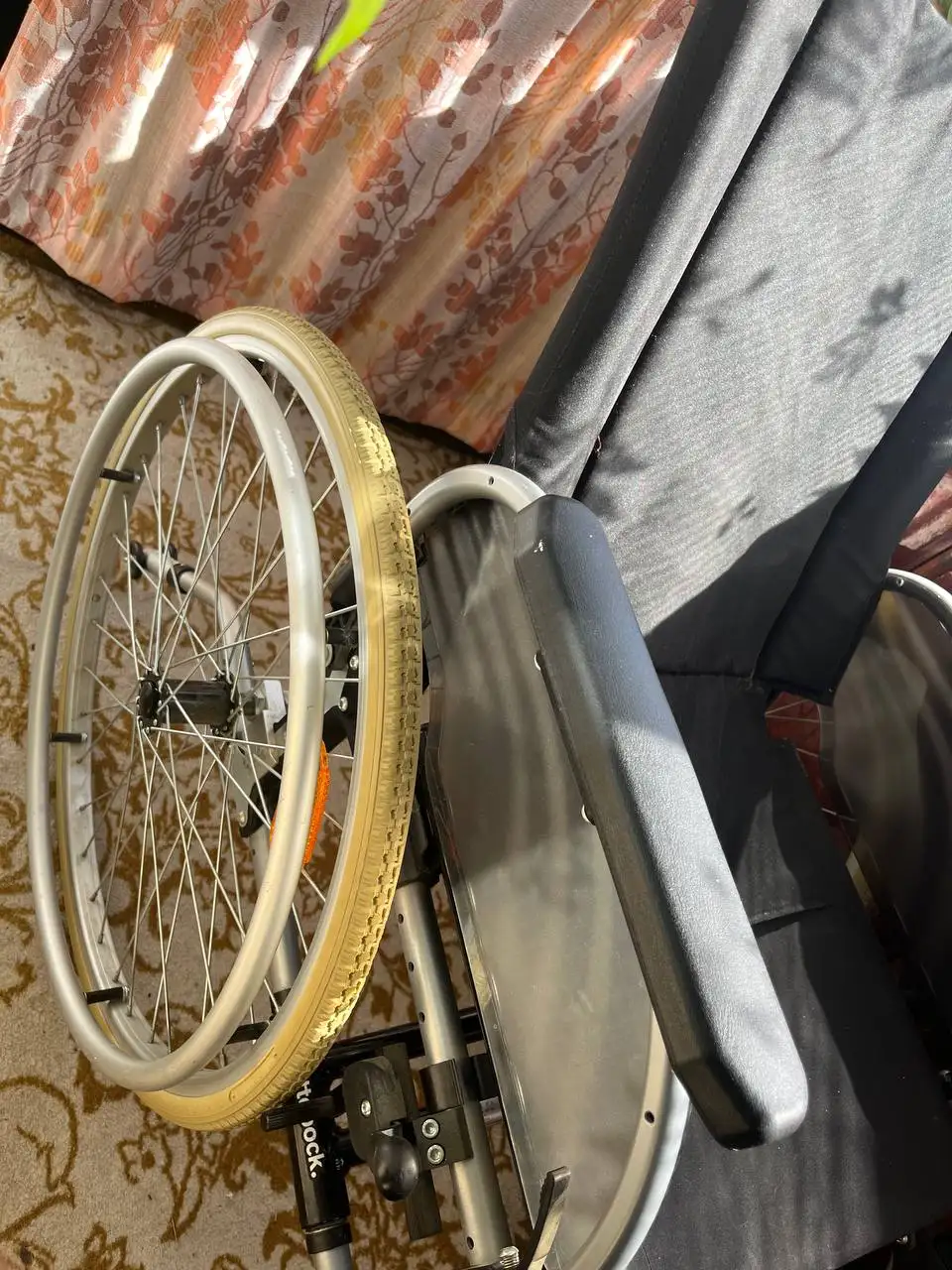 Продам инвалидную коляску - Инвалидные коляски (Барахолка) в Орск