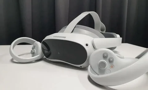 Продажа VR системы 8/256 с играми и допами - Самокаты в Орск