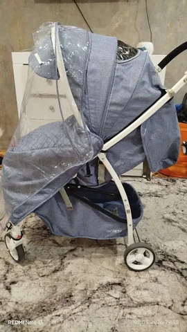 Коляска недорого в хорошем состоянии - Стульчики для кормления в Орск