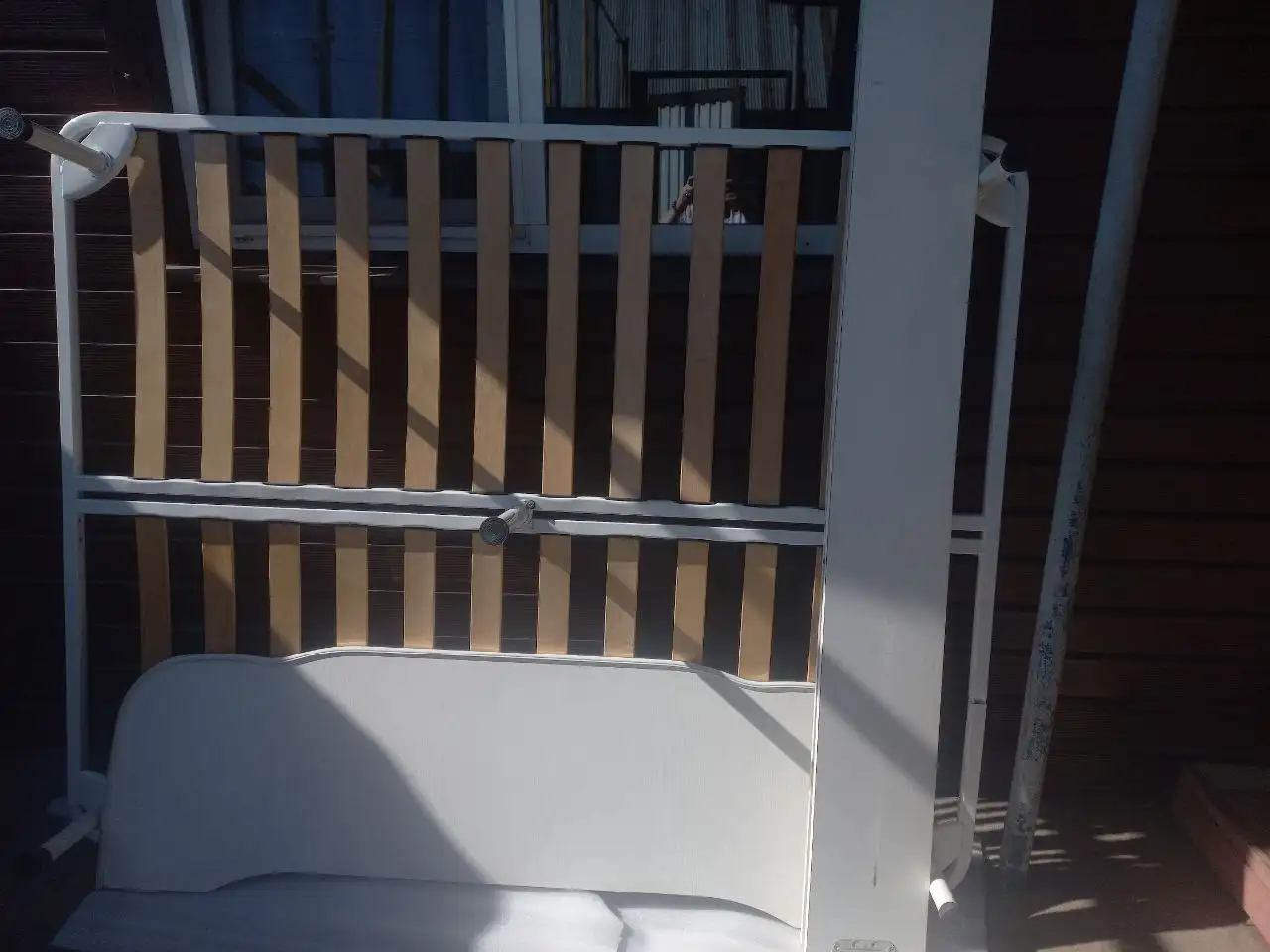 Продажа кровати без матраца 160х200 см - Мебель (Барахолка) в Орск