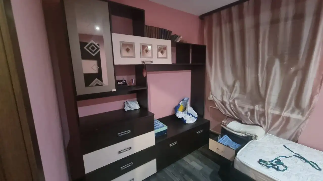 Продам стенку - Барахолка в Орск