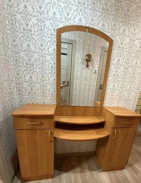 Туалетный столик 136х175 - Техника для дома в Орск