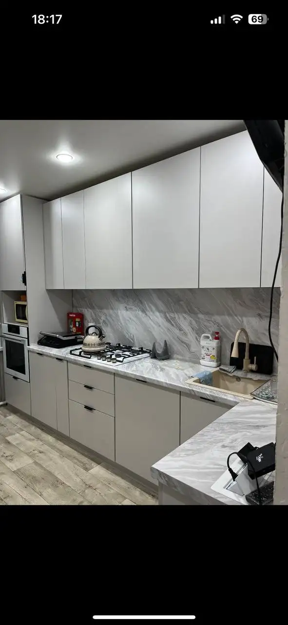 Продам 3-комнатную квартиру в центре п. Новоорск - Квартиры (Недвижимость) в Новоорск