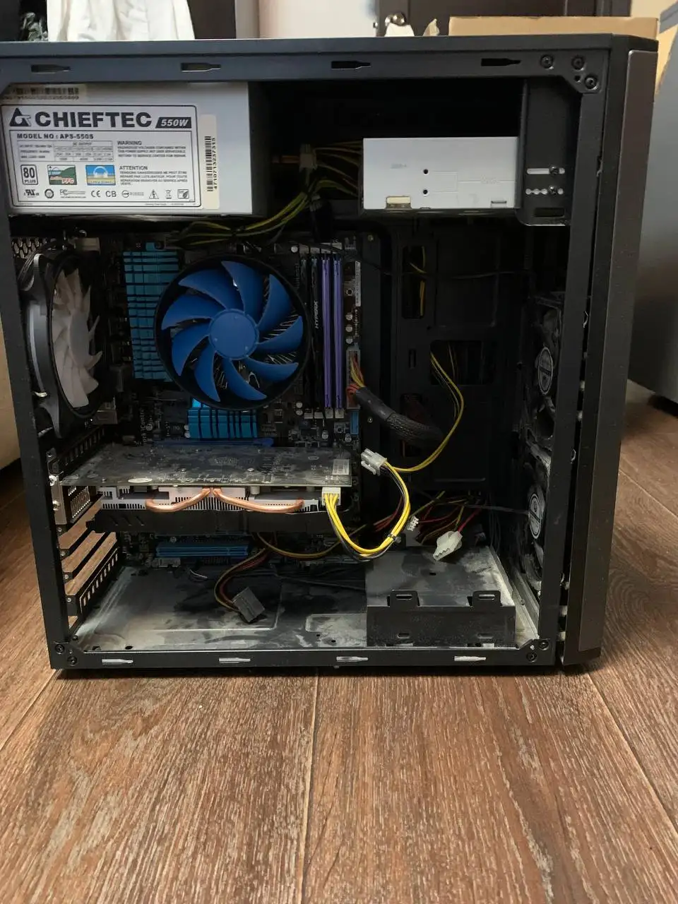 Продам компьютер с процессором AMD FX6300 и видеокартой RX580 - Компьютеры (Электроника) в Орск