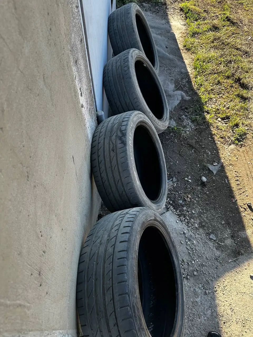 Продажа резины Sylon на 17 дюймов - Шины и диски (Запчасти) в Новотроицк