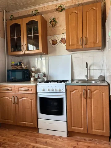 Кухонный гарнитур с мойкой из нержавейки - Стройматериалы в Орск