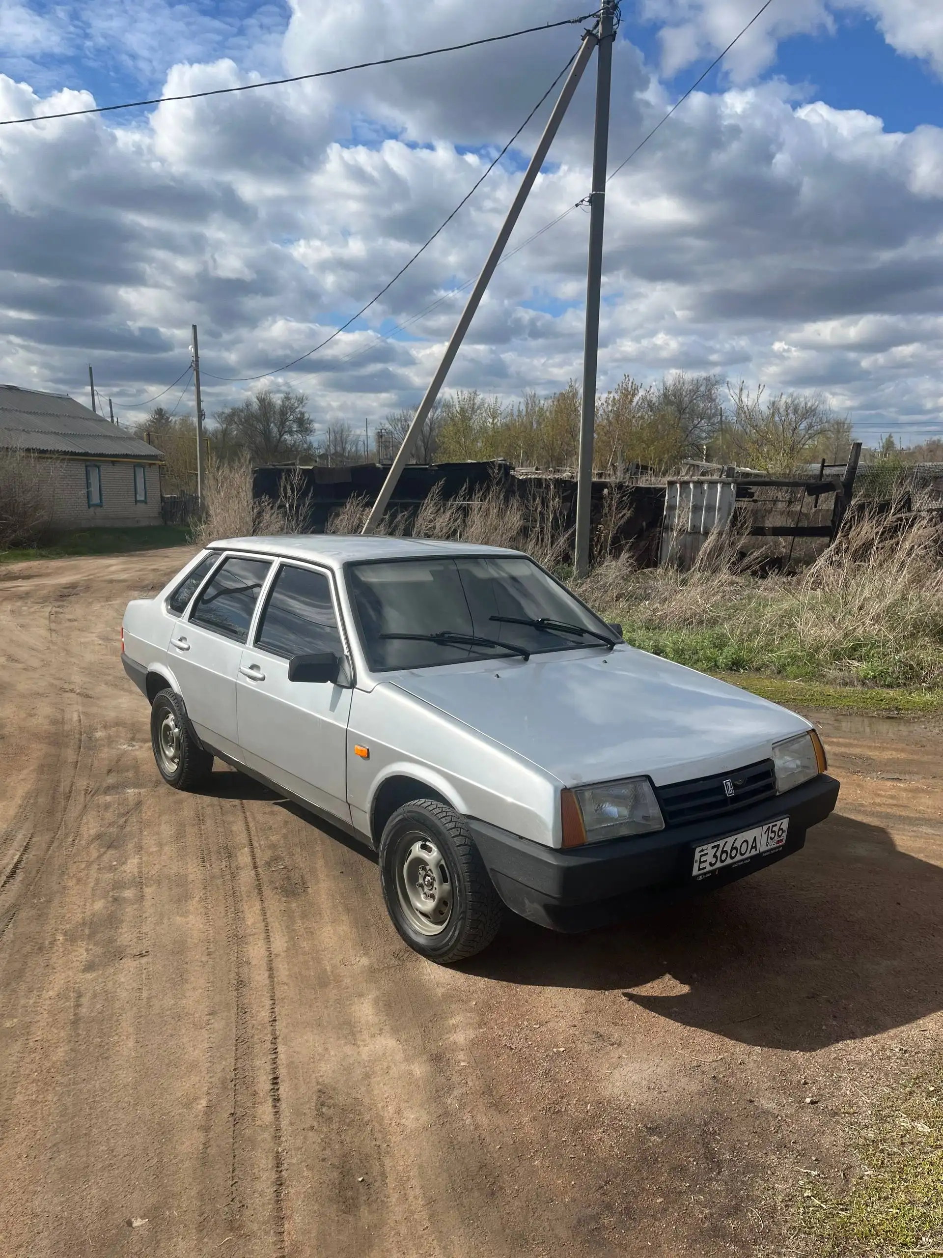 Продам авто 2003 года - Легковые автомобили (Авто) в Неизвестно
