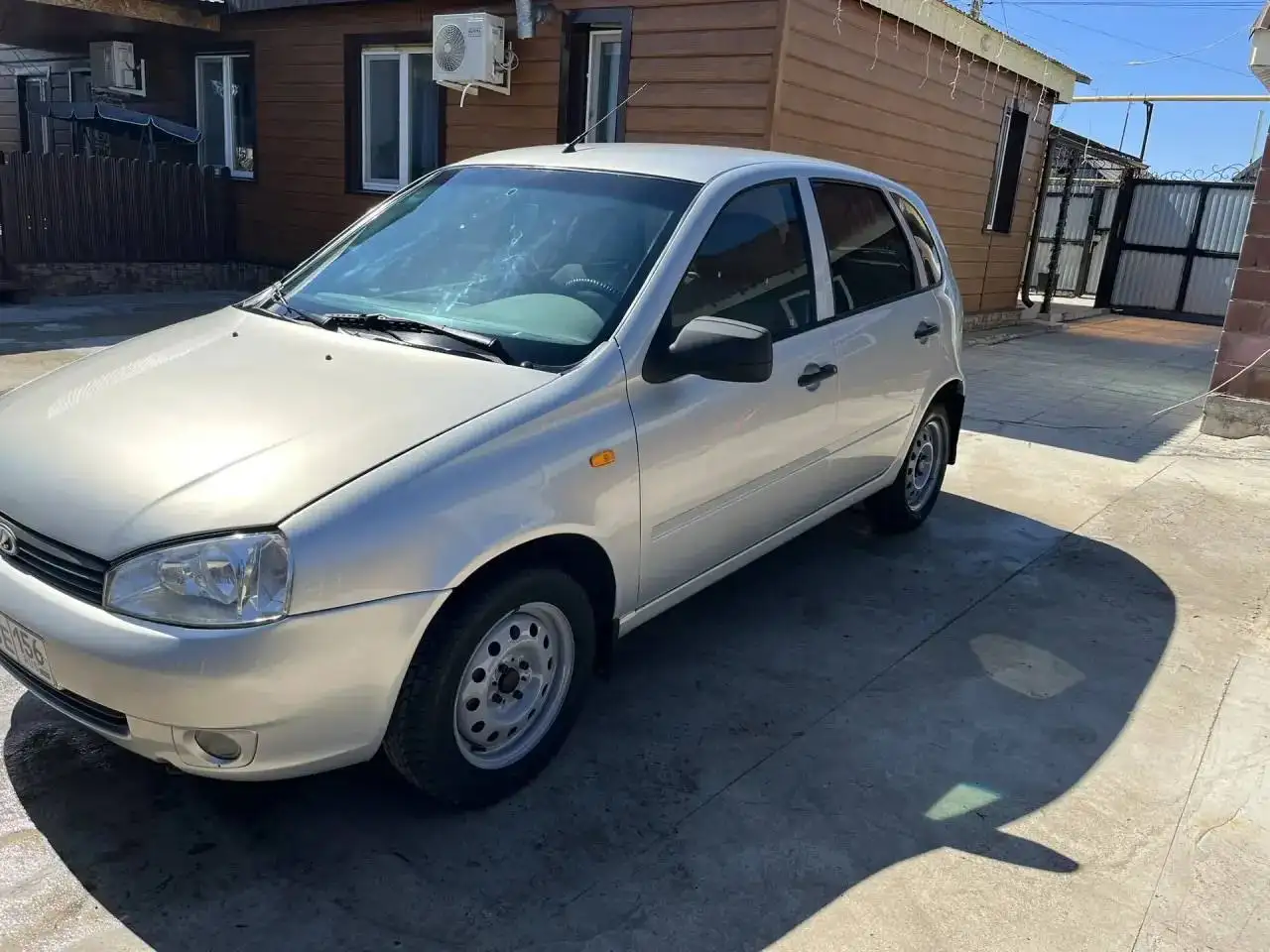Лада Калина 2011 в отличном состоянии - Легковые автомобили (Авто) в Неизвестно