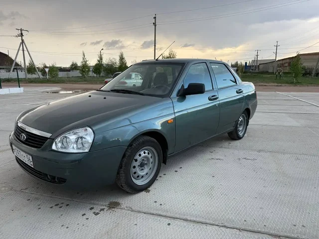 Лада Приора 2010 - Авто в Орск