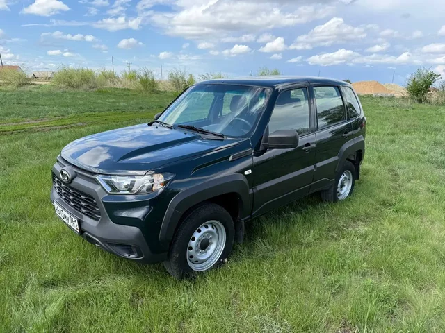 Niva Travel 2023 - Легковые автомобили в Орск