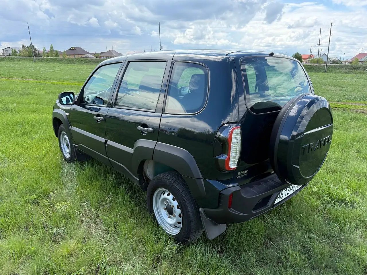 Niva Travel 2023 - Легковые автомобили (Авто) в Орск