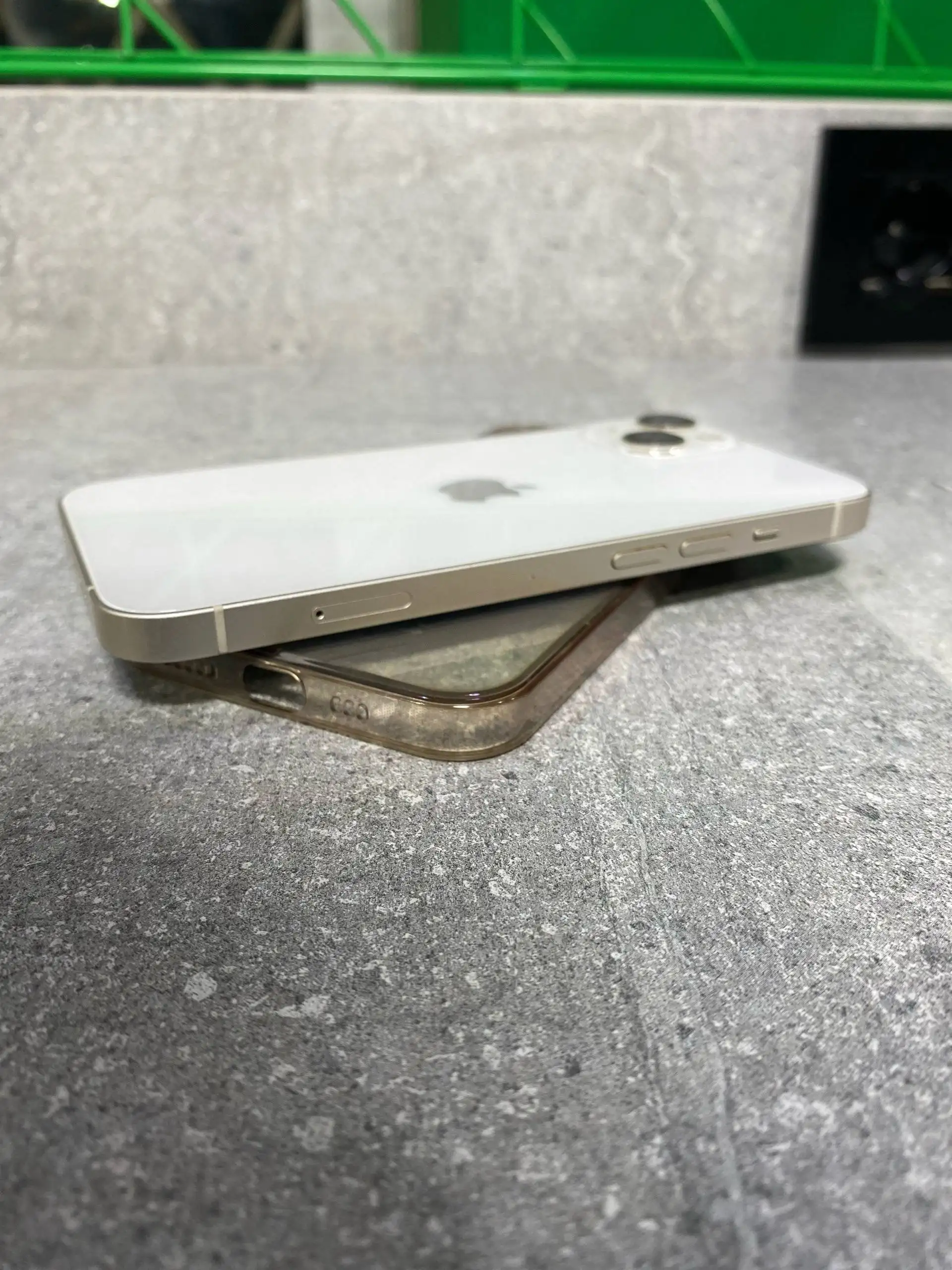 Продам/обменяю iPhone 13 - Смартфоны и гаджеты (Электроника) в Орск