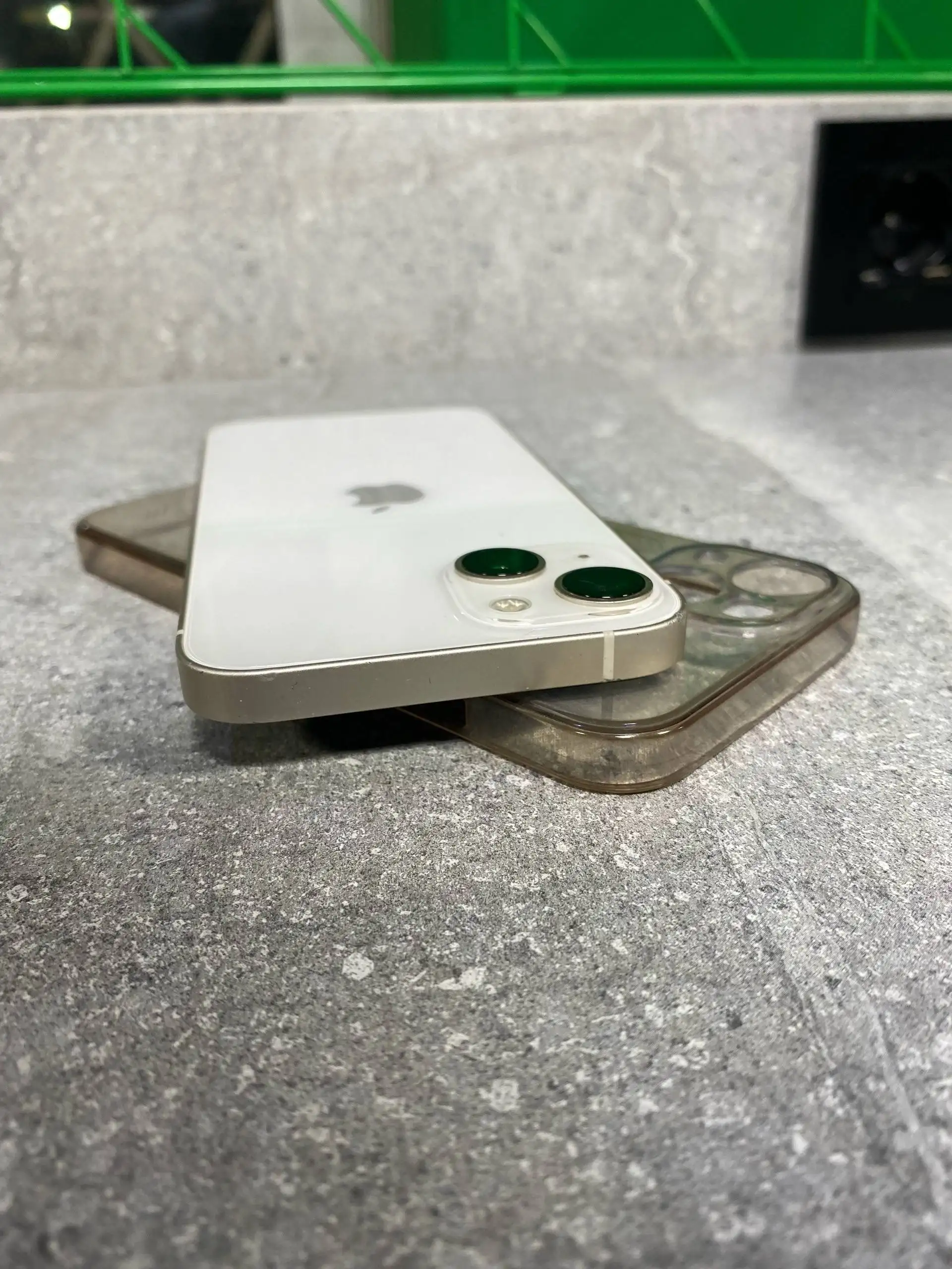 Продам/обменяю iPhone 13 - Смартфоны и гаджеты (Электроника) в Орск