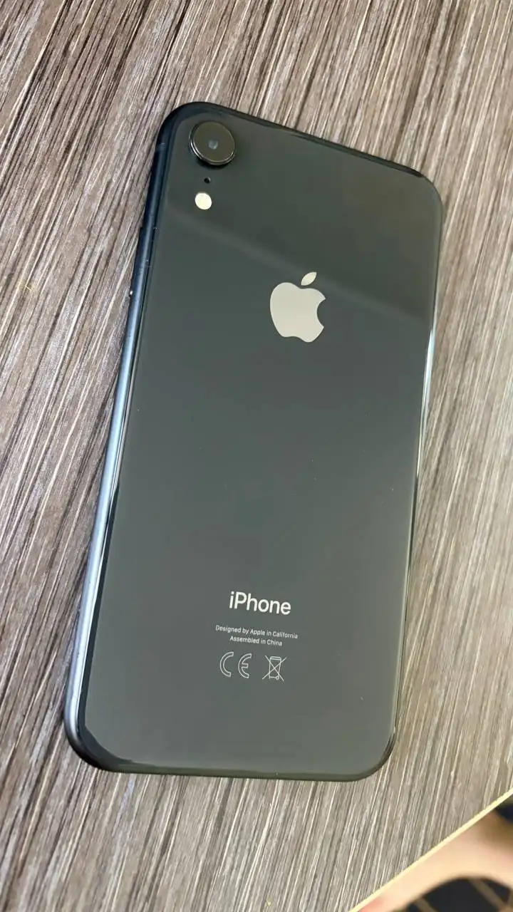 iPhone XR 128 ГБ - Смартфоны и гаджеты (Электроника) в Орск