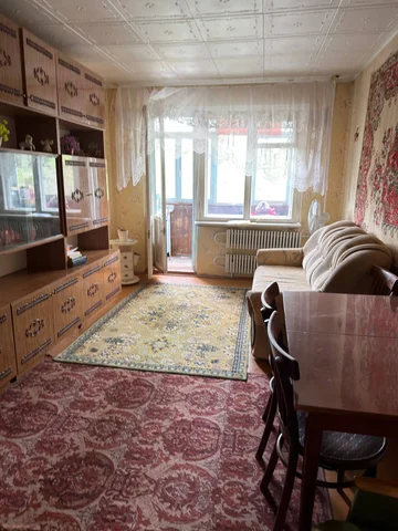 Отдам даром стенку и диван - Новогодние товары в Орск