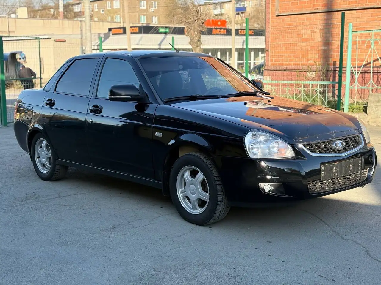 Lada Priora 2011 г.в. - Легковые автомобили (Авто) в Неизвестно