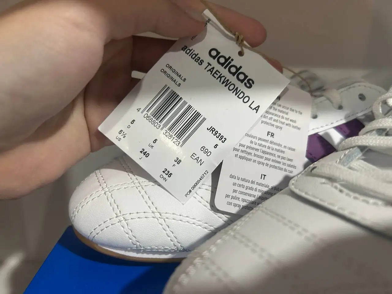 Продам новые кроссовки adidas - Обувь (Одежда) в Орск