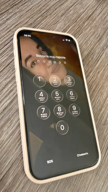 Продажа iPhone 12 и iPhone XR - Наушники в Орск