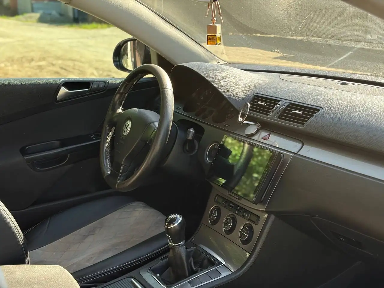 Volkswagen Passat B6 - Легковые автомобили (Авто) в Неизвестно