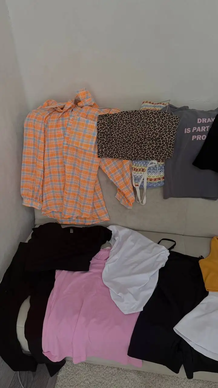 Продам пакетом 42-44 - Одежда в Орск