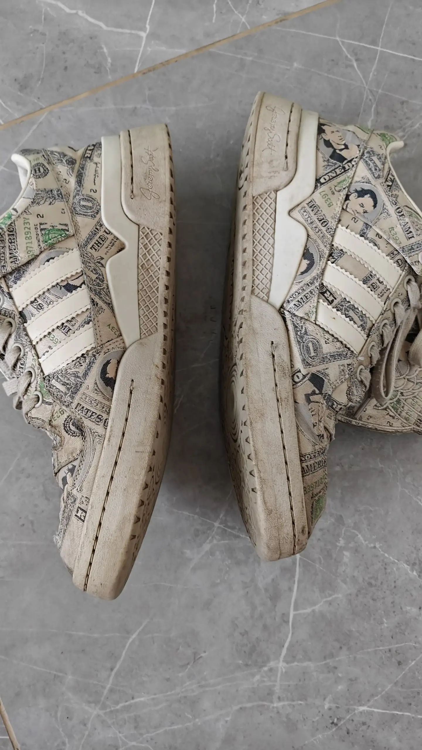 Легендарные кроссовки Adidas Jeremy Scott Money - Обувь (Одежда) в Орск