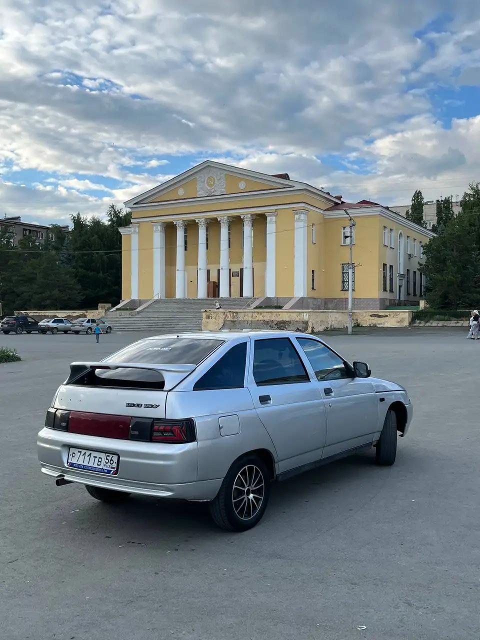 Пылесос LGA - Климатическая техника (Электроника) в Орск