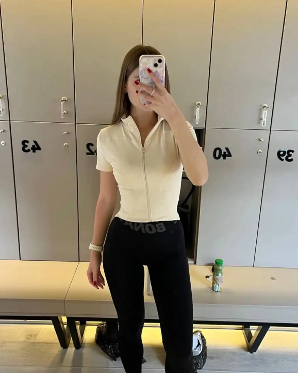 Продам 42-44 размер - Одежда в Орск