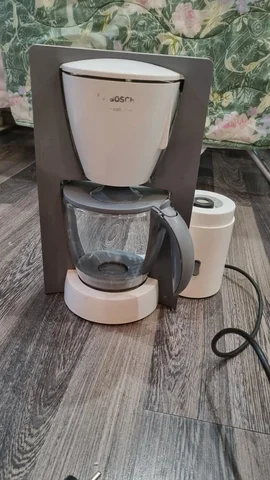Продам кофеварку Bosch капельную (фильтрационную) - Вейпы и кальяны в Орск