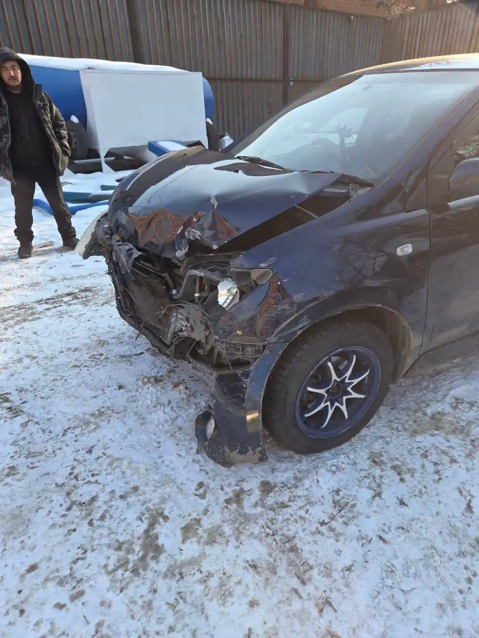 Продам Ист 2002 год