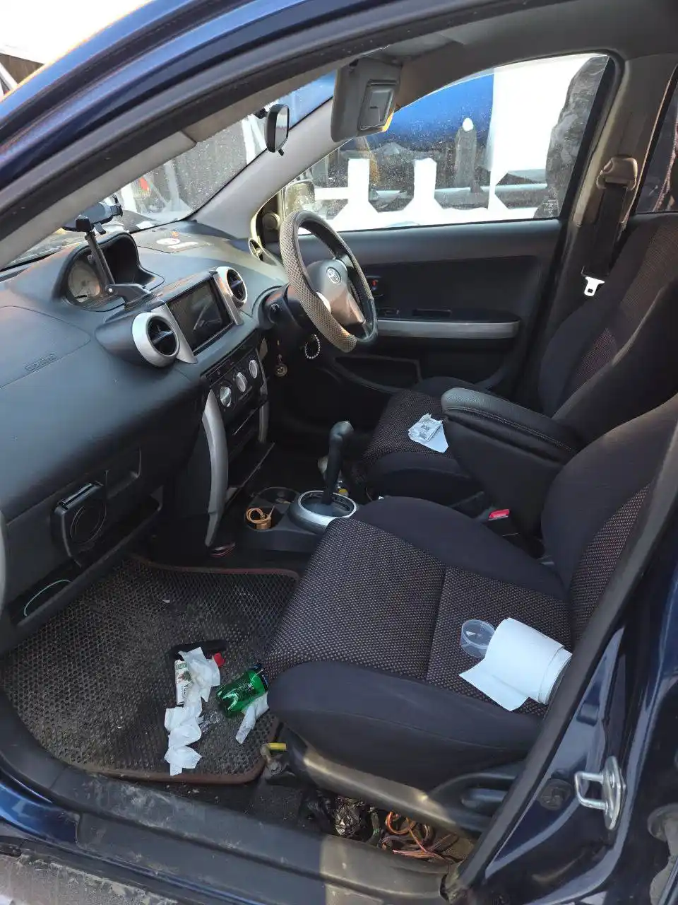 Продам Ист 2002 год