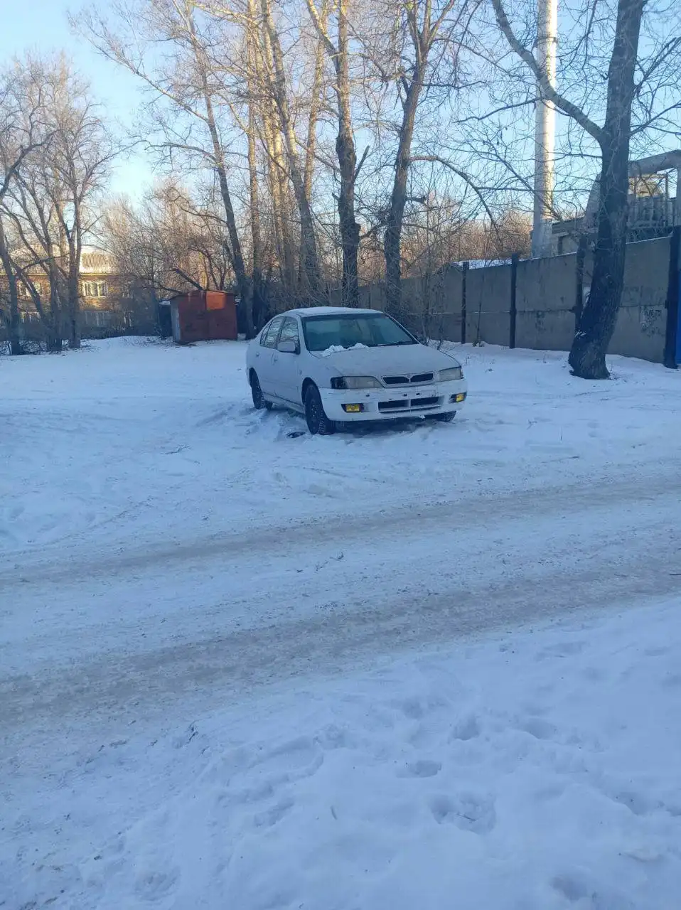 Продажа Ниссан 1.6 на механике