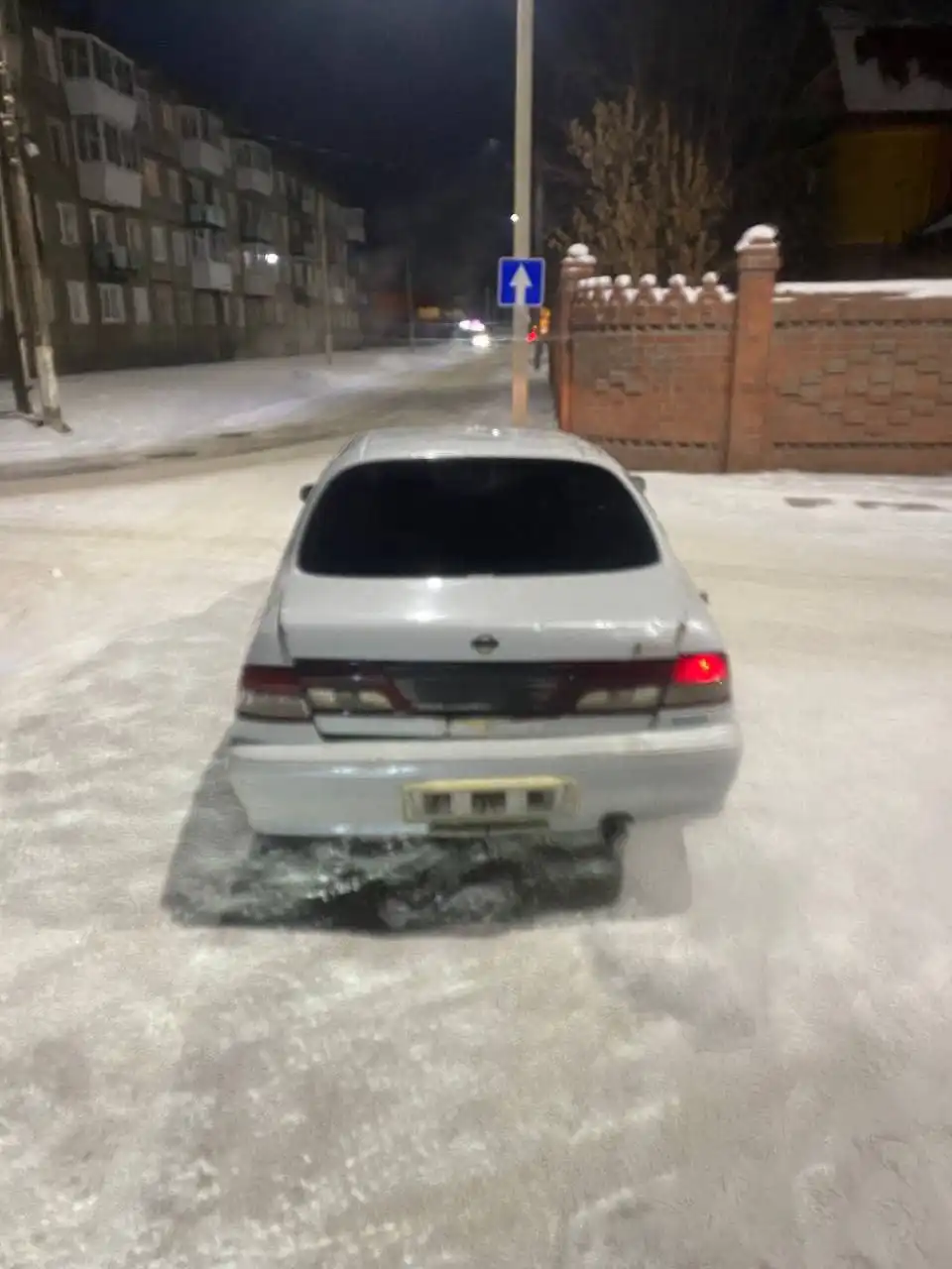 Продажа Nissan 2.0 автомат