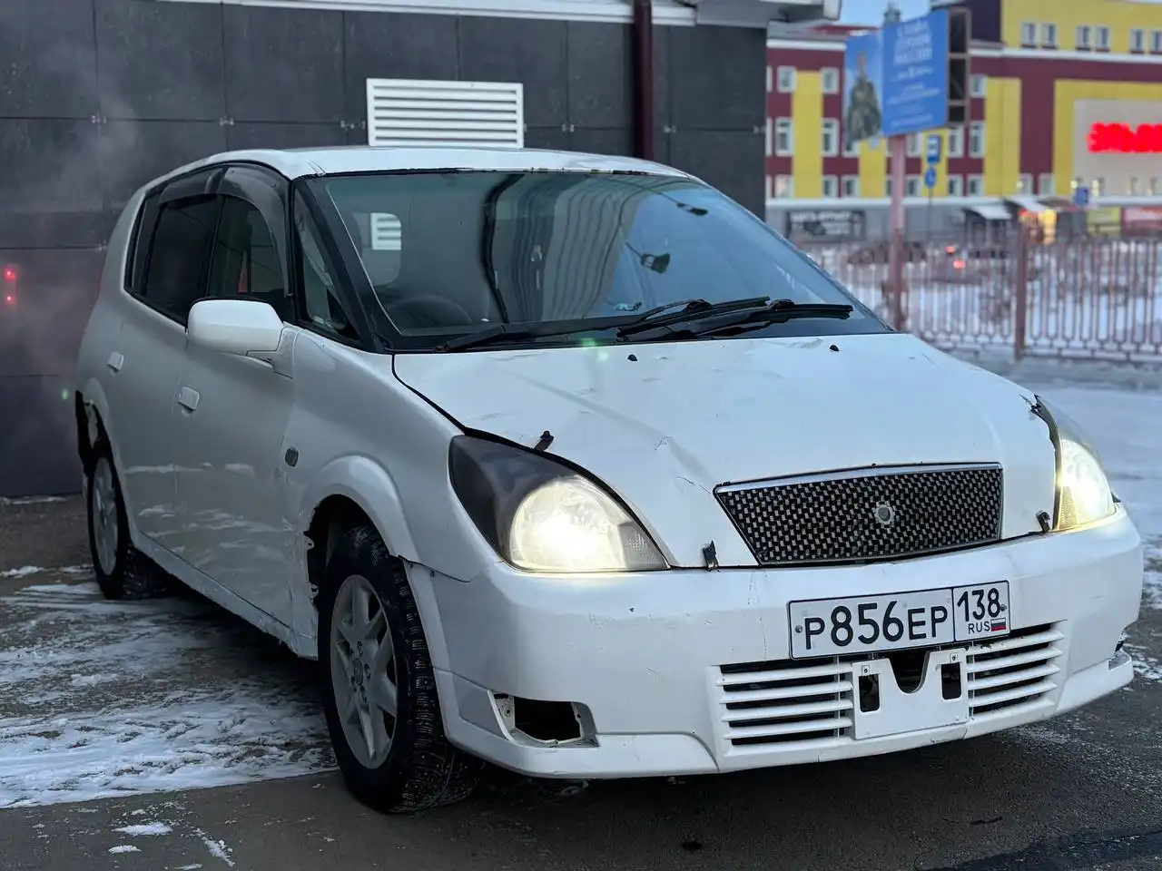 Toyota Opa 2001 года в Иркутске