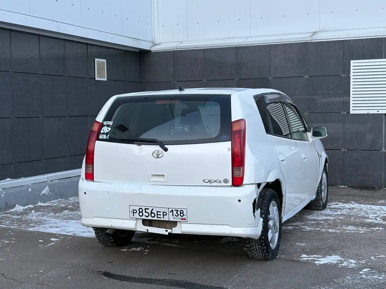Toyota Opa 2001 года в Иркутске