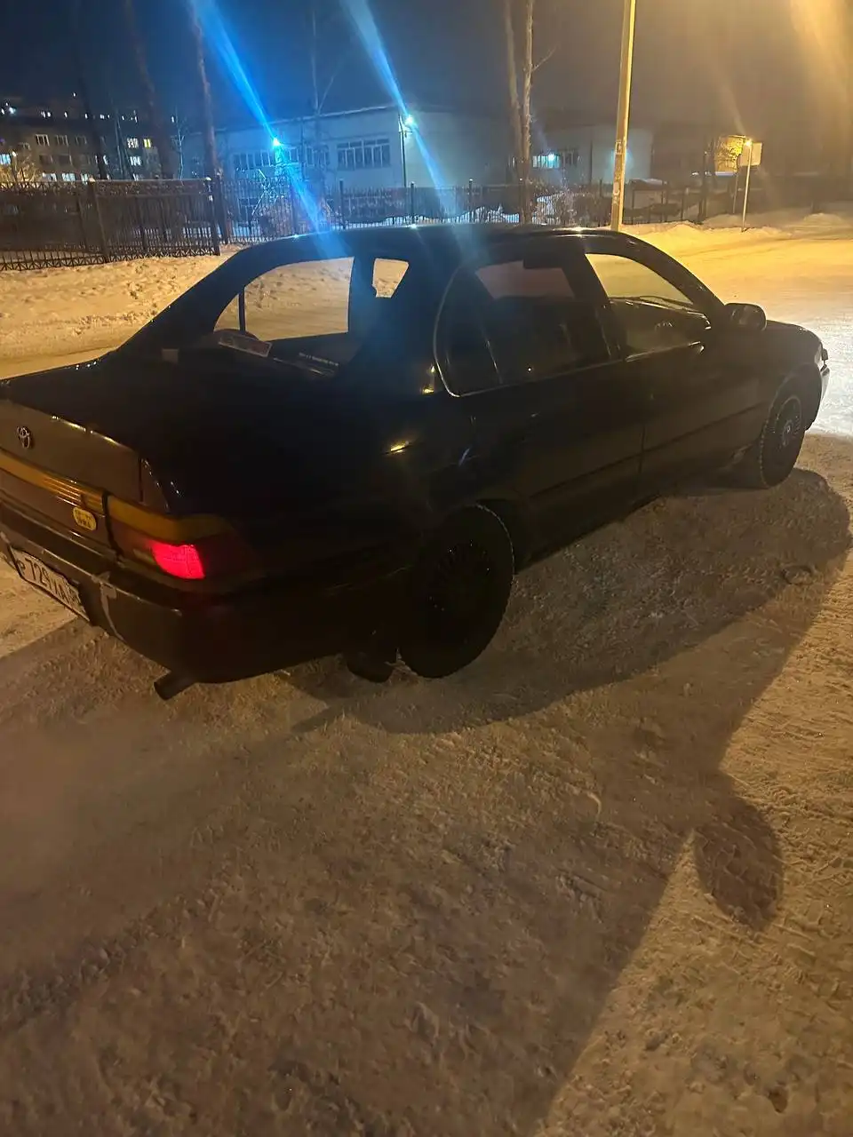 Продажа автомобиля 1992 года с АКПП 1.5