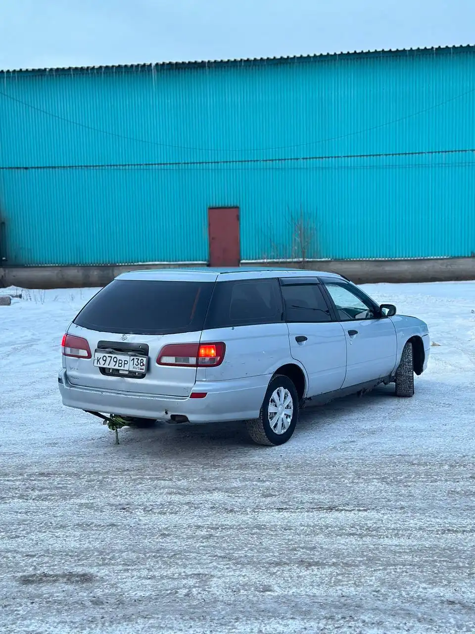 Ниссан Эксперт 1999 года