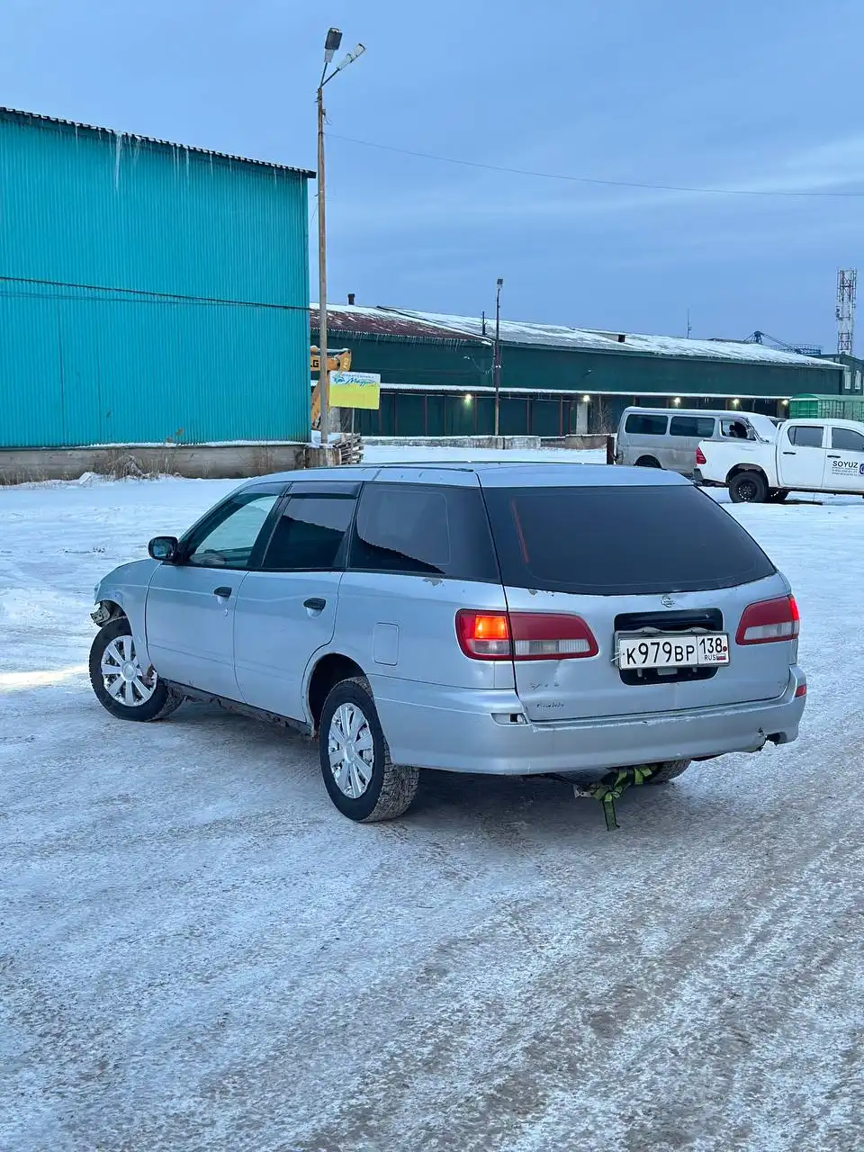 Ниссан Эксперт 1999 года