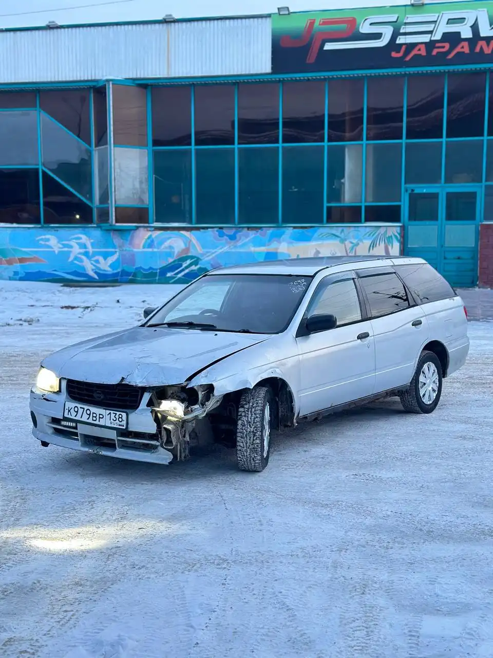 Ниссан Эксперт 1999 года