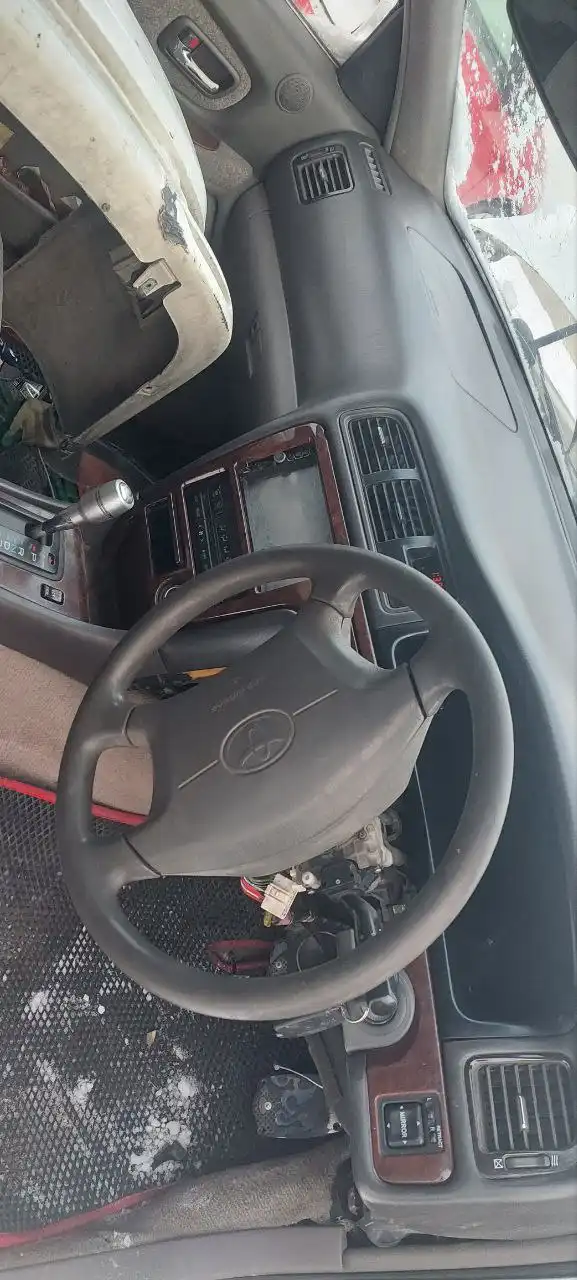 Продам автомобиль Креста 100 1998 года