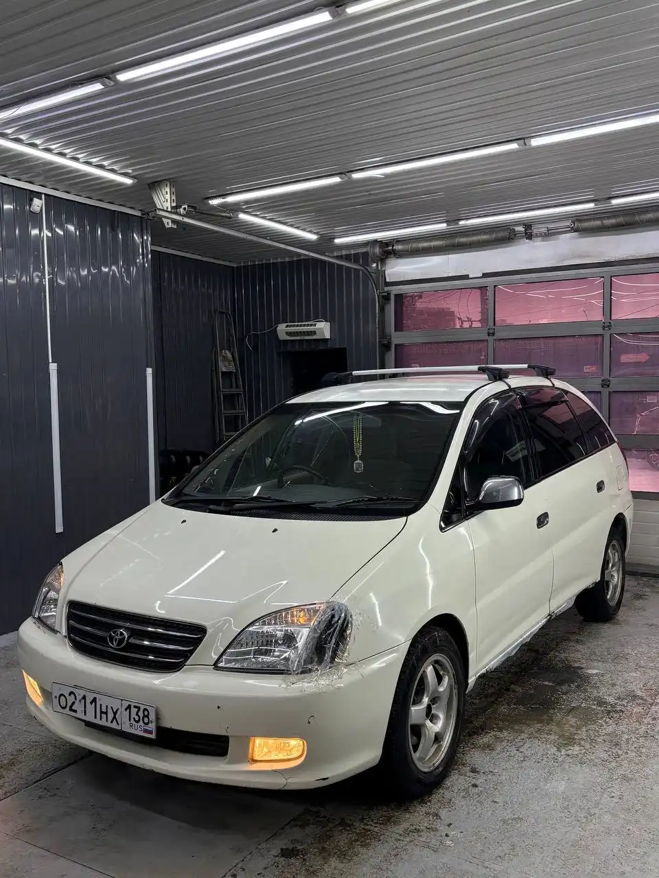 Toyota Nadia 2000 года выпуска в хорошем техническом состоянии