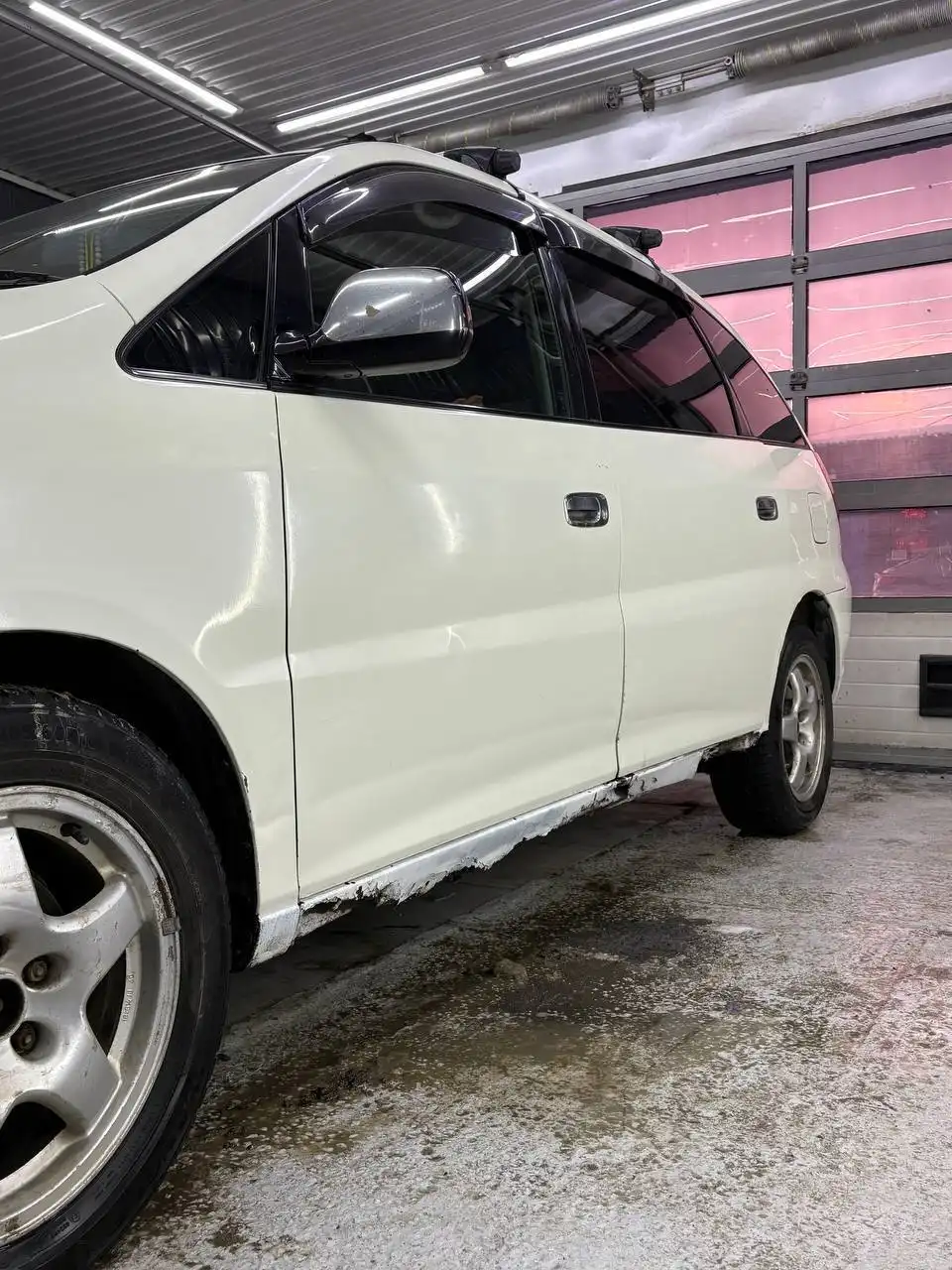 Toyota Nadia 2000 года выпуска в хорошем техническом состоянии