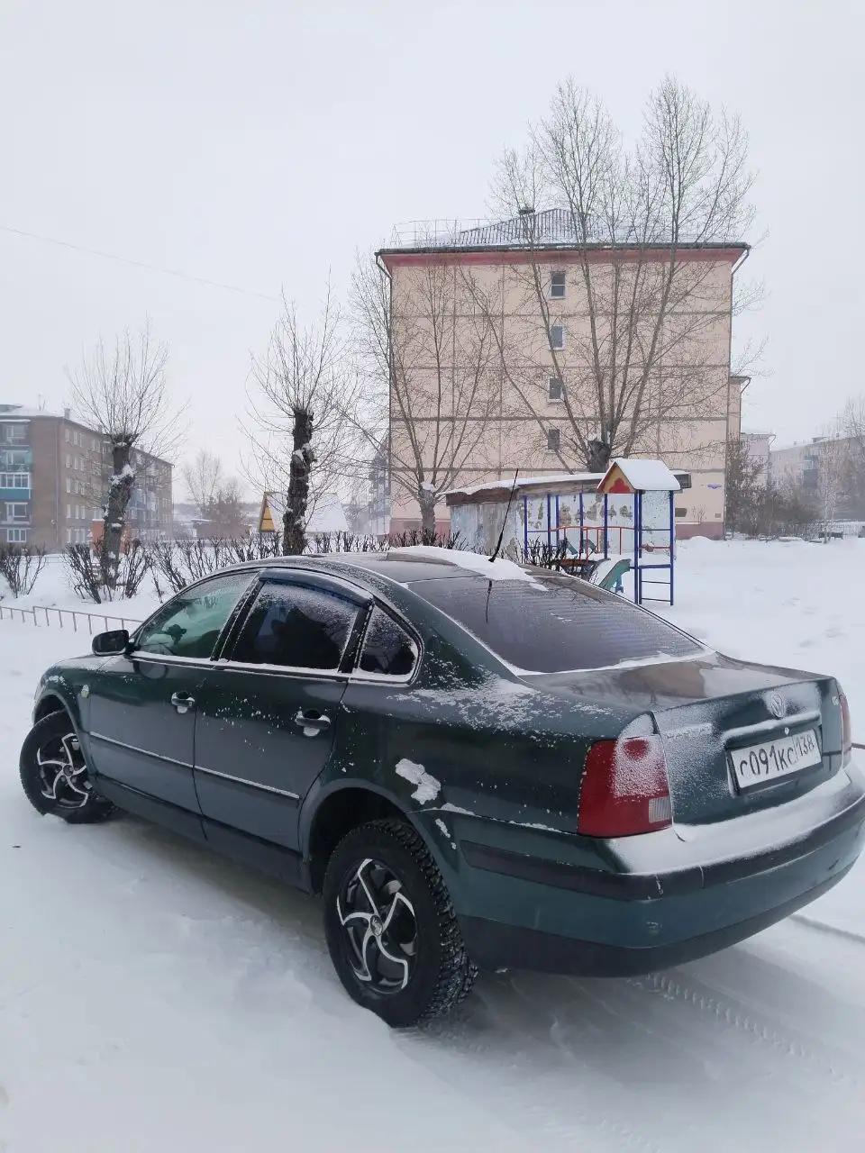 Volkswagen Passat Б5 1.8 2000г. в хорошем состоянии - Легковые автомобили (Авто) в Иркутск