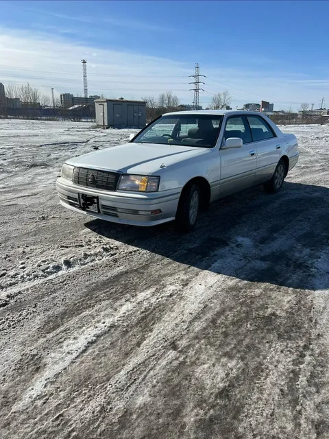 Toyota Crown 1997 года с АКПП - частное объявление в Иркутск