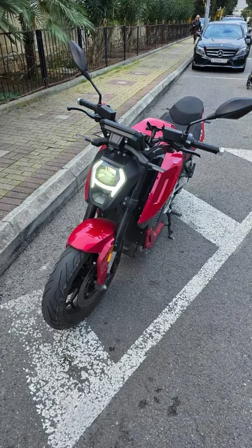 Tinbot rs1 gen 2 новый - Телефоны и смартфоны в Иркутск