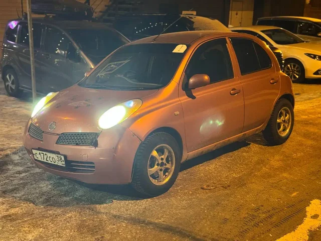 Продам Nissan March 2002 года 1.4 - Мотоциклы в Иркутск