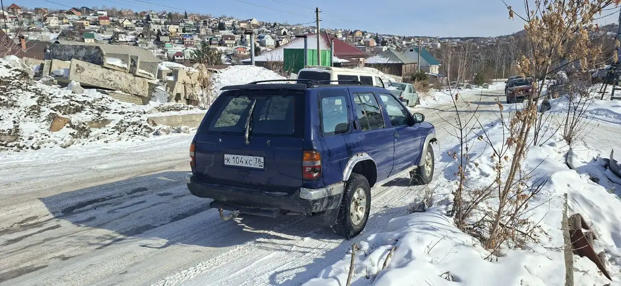 Продажа мужжитского аппарата 3.3л с полным приводом - Внедорожники (Авто) в Иркутск